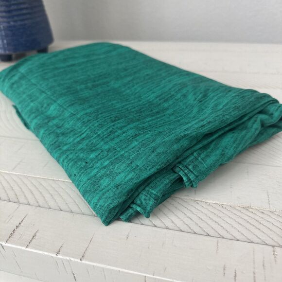 3 Yards 70" Wide Green Black Fabric Quality Stretch Lightweight Thin - Picture 5 of 7